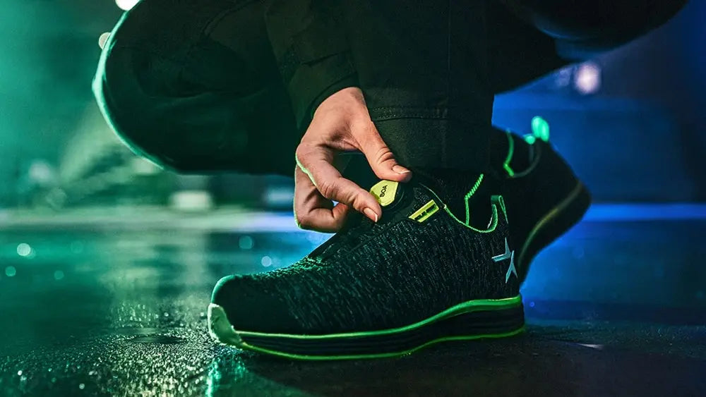 Chaussures de travail: types de protection et marquage