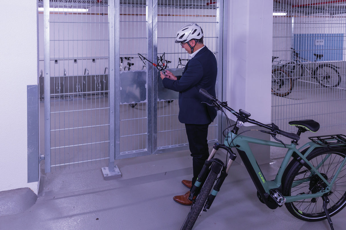 Cadenas à empreinte digitale ABUS Touch™ 57/45 — ouverture par le doigt, étanche IP68